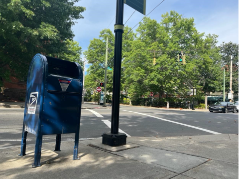 New Haven UPS mailbox