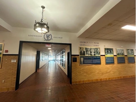 The Leadership Hallway right inside the entrance of the Payne Whitney Gymnasium showcases notable recipients of the George H.W. Bush Lifetime of Leadership Award. George H.W. Bush graduated from Yale and was captain of the Yale baseball team in his senior season. 